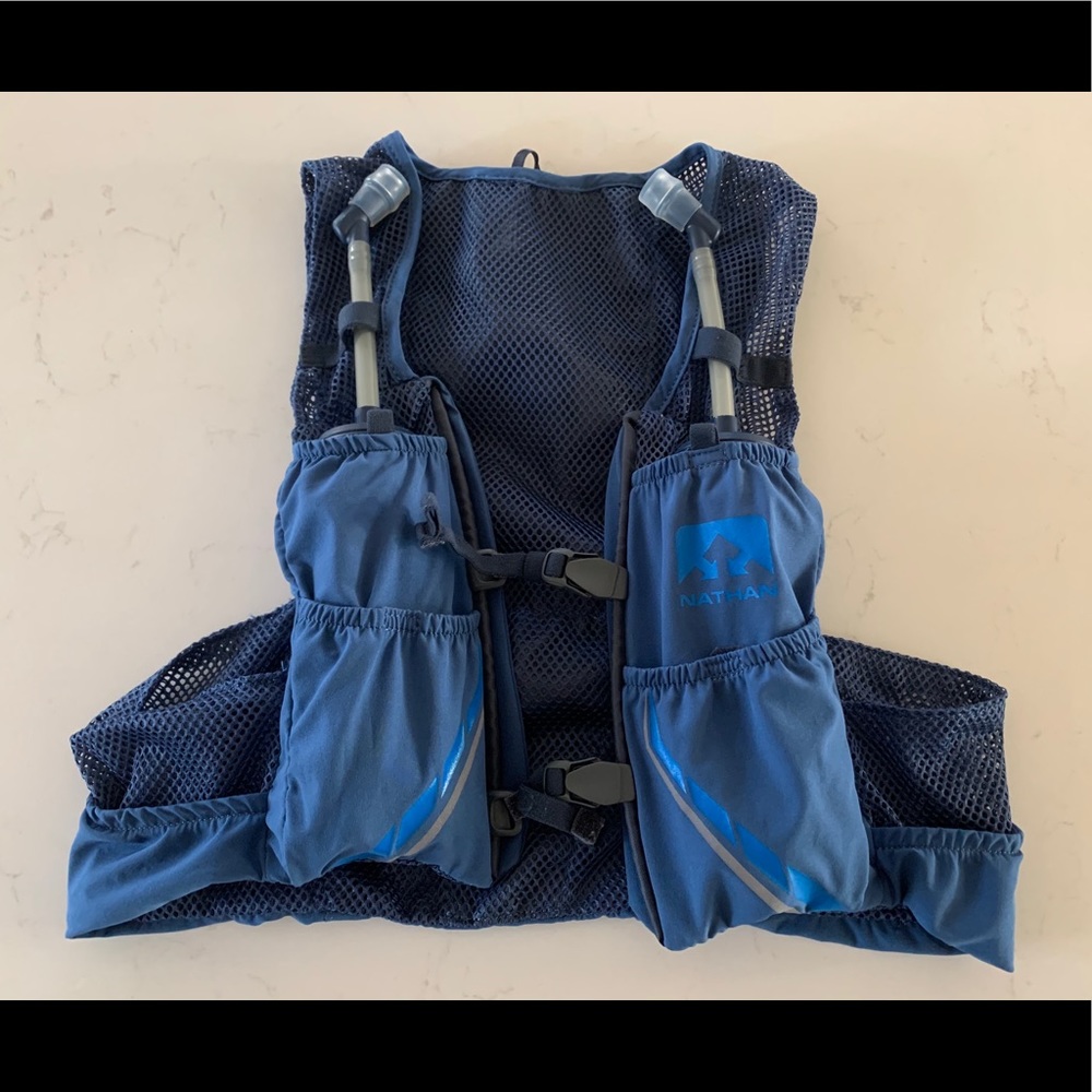 Nathan Hydration Vest